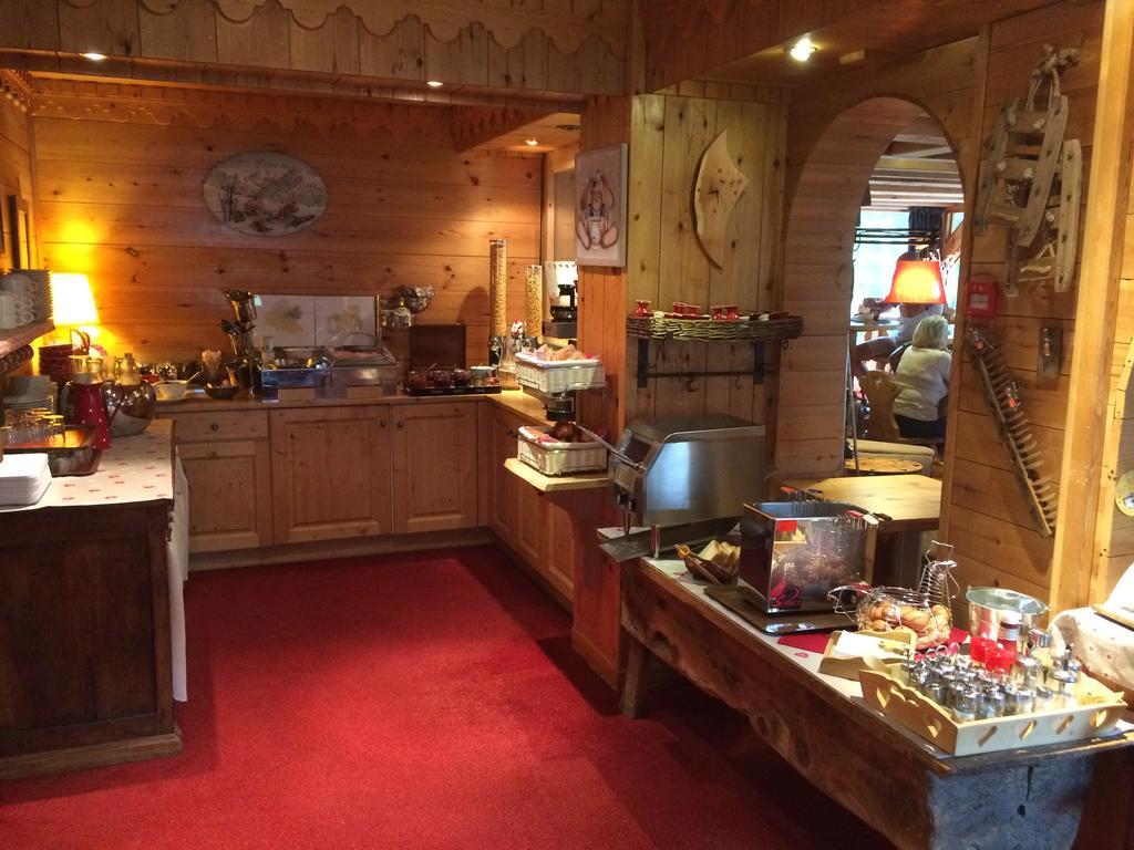 Hotel Ecureuil Vars  Bagian luar foto