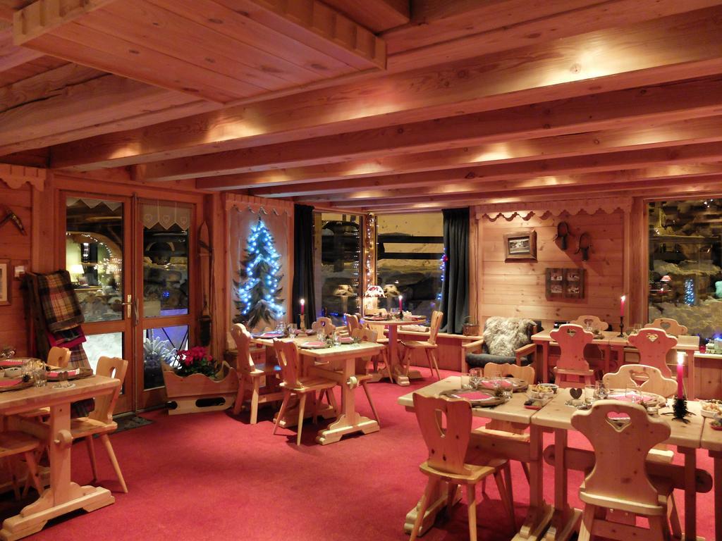 Hotel Ecureuil Vars  Bagian luar foto