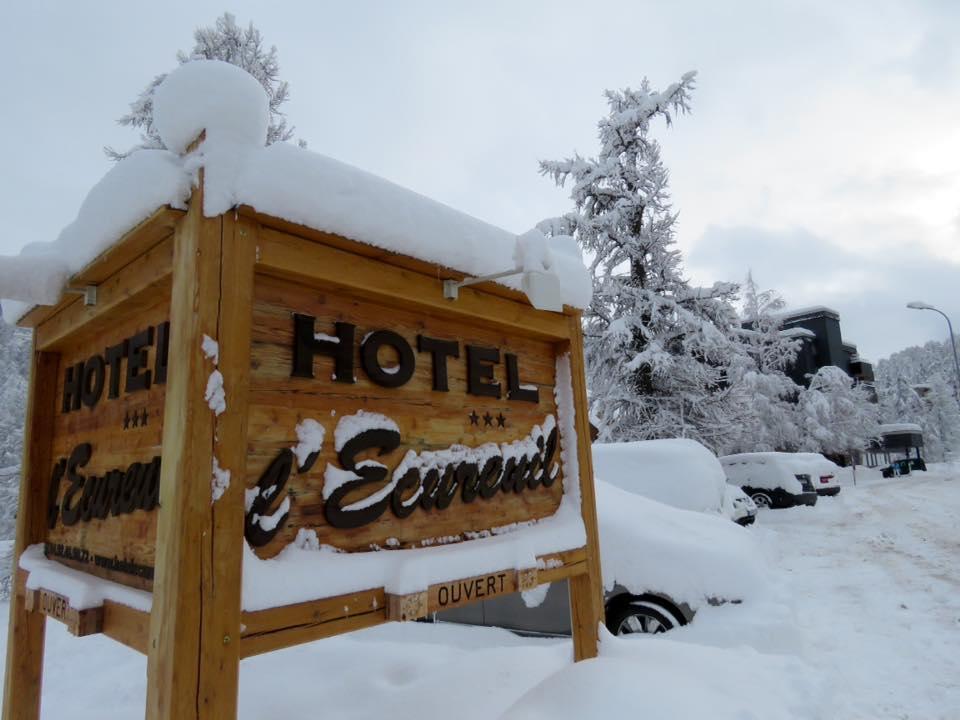 Hotel Ecureuil Vars  Bagian luar foto