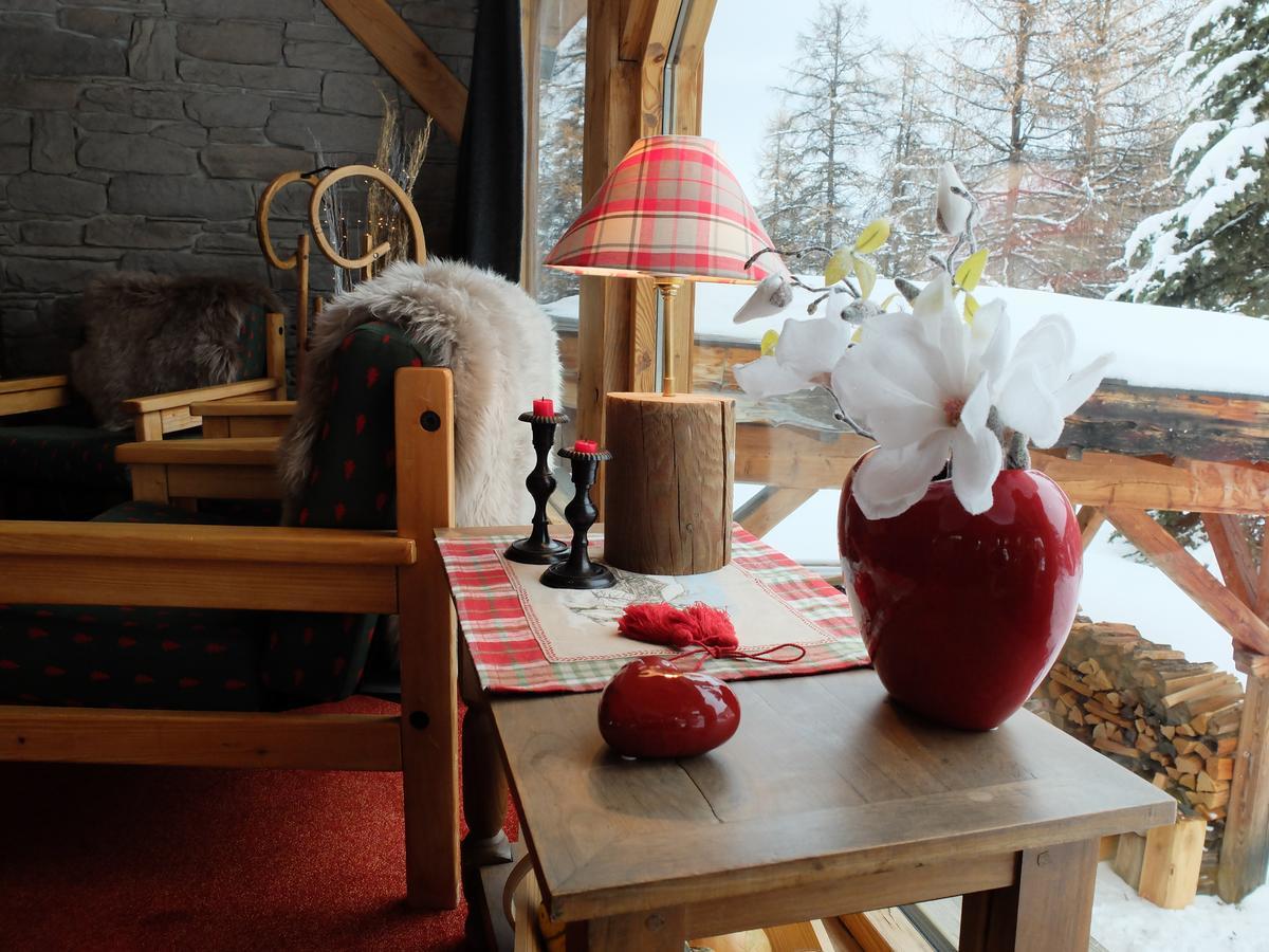 Hotel Ecureuil Vars  Bagian luar foto