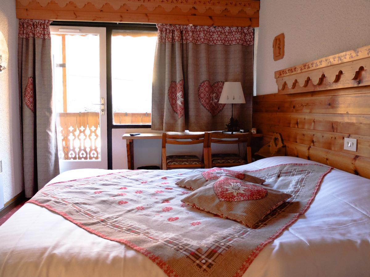 Hotel Ecureuil Vars  Bagian luar foto