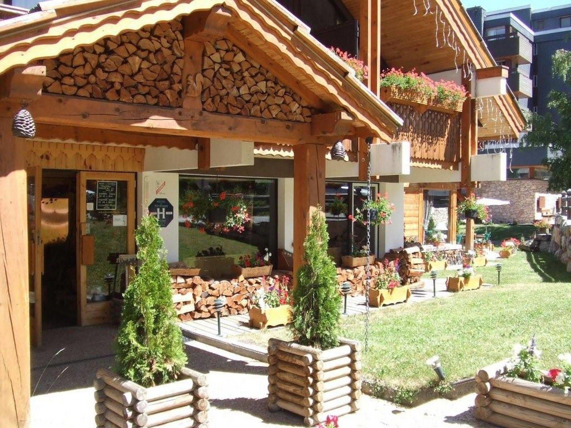 Hotel Ecureuil Vars  Bagian luar foto